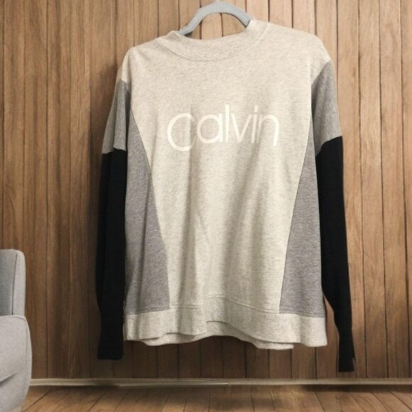 Calvin Klein crewneck sweatshirt in size large - Picture 1 of 1